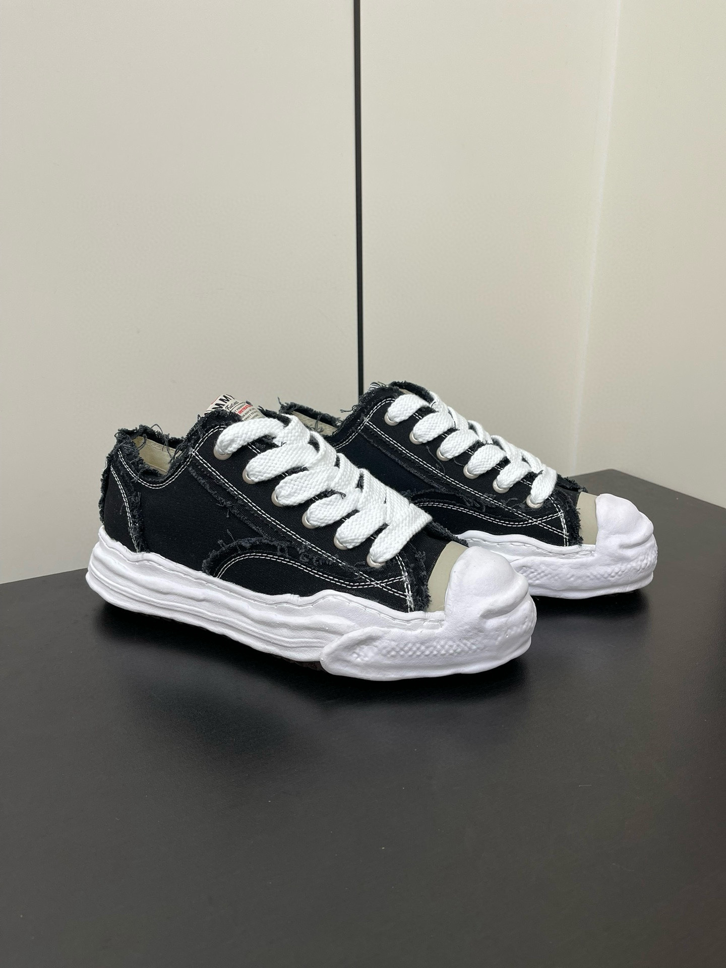 Shoe Maison MIHARA — d4d0a94b angle 1