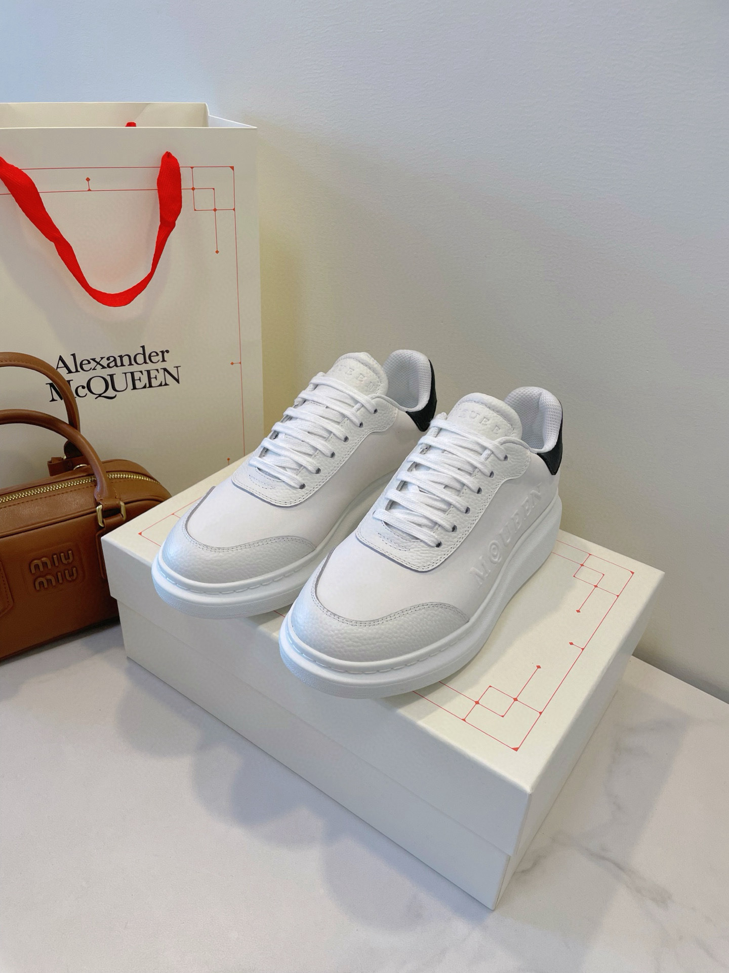 Shoe McQueen shoe — 1e4e5acc angle 1