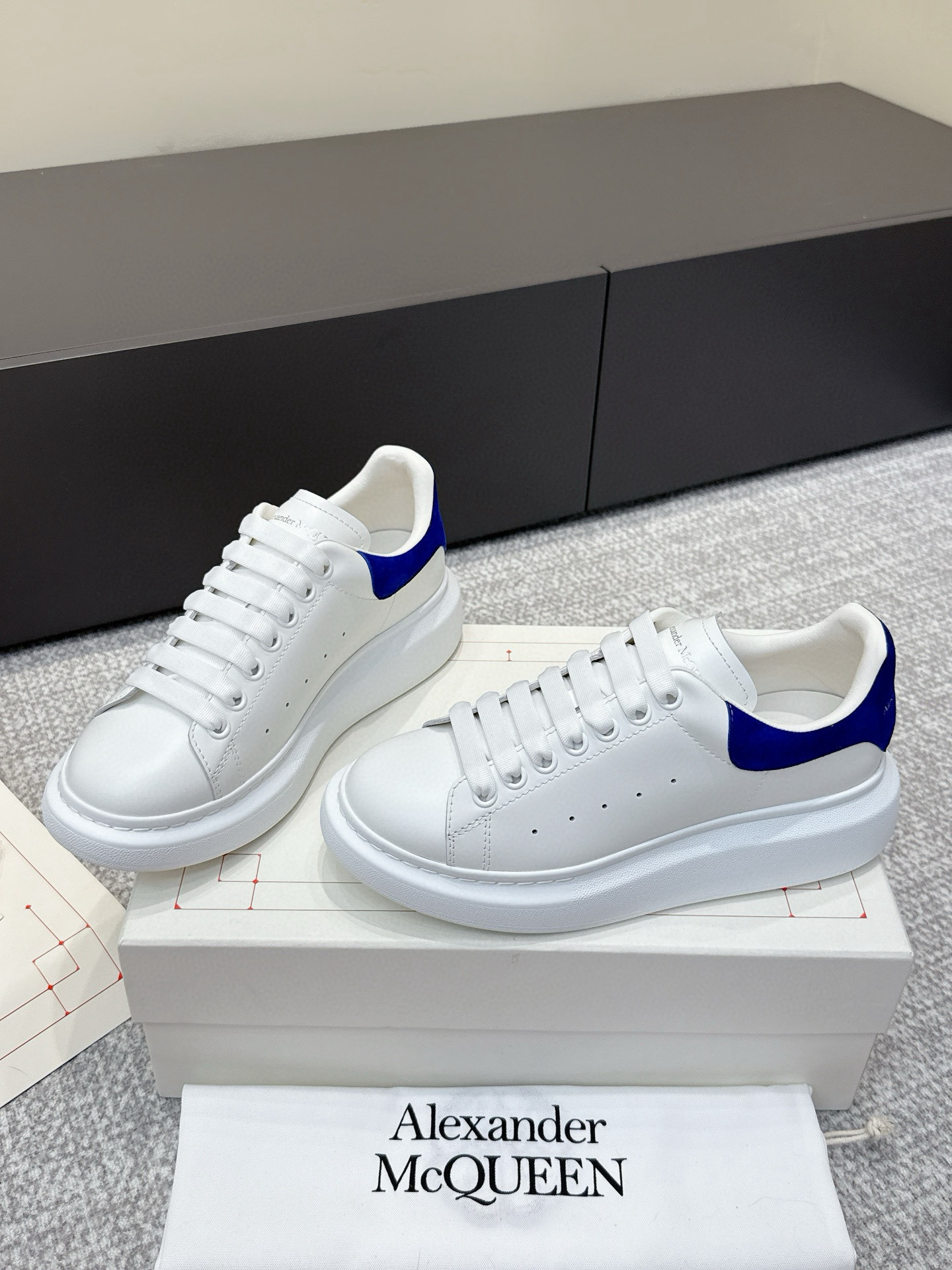 Shoe McQueen shoe — 96a165f8 angle 1