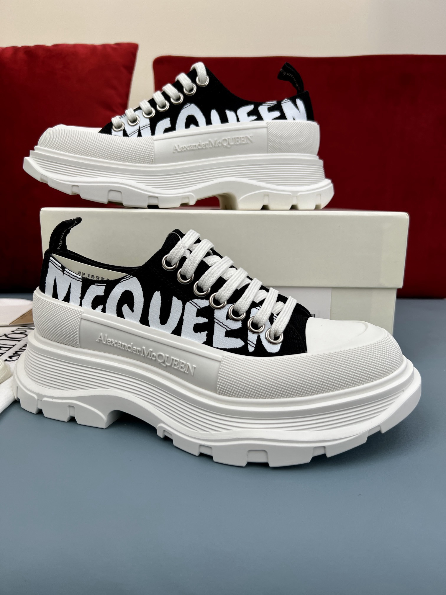 Shoe McQueen shoe — f265f63b angle 1