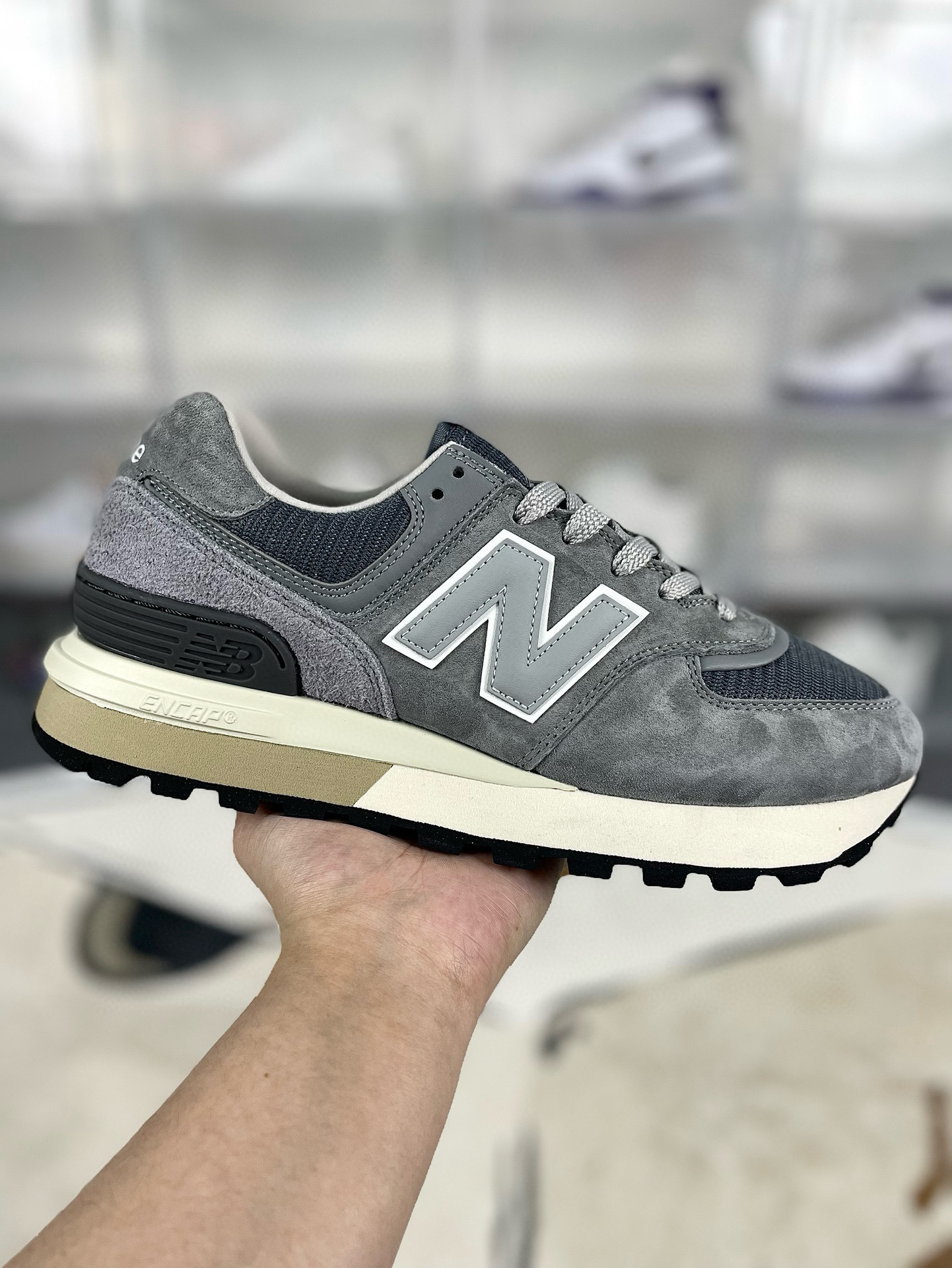 Shoe New Balance sneakers — 02385367 angle 1