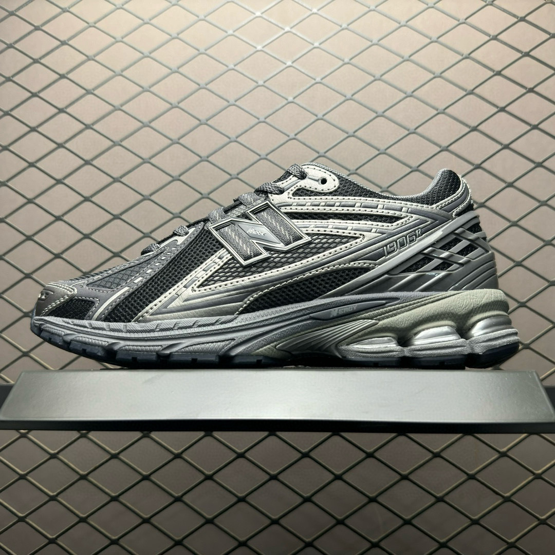 Shoe New Balance sneakers — 4c2d7672 angle 1