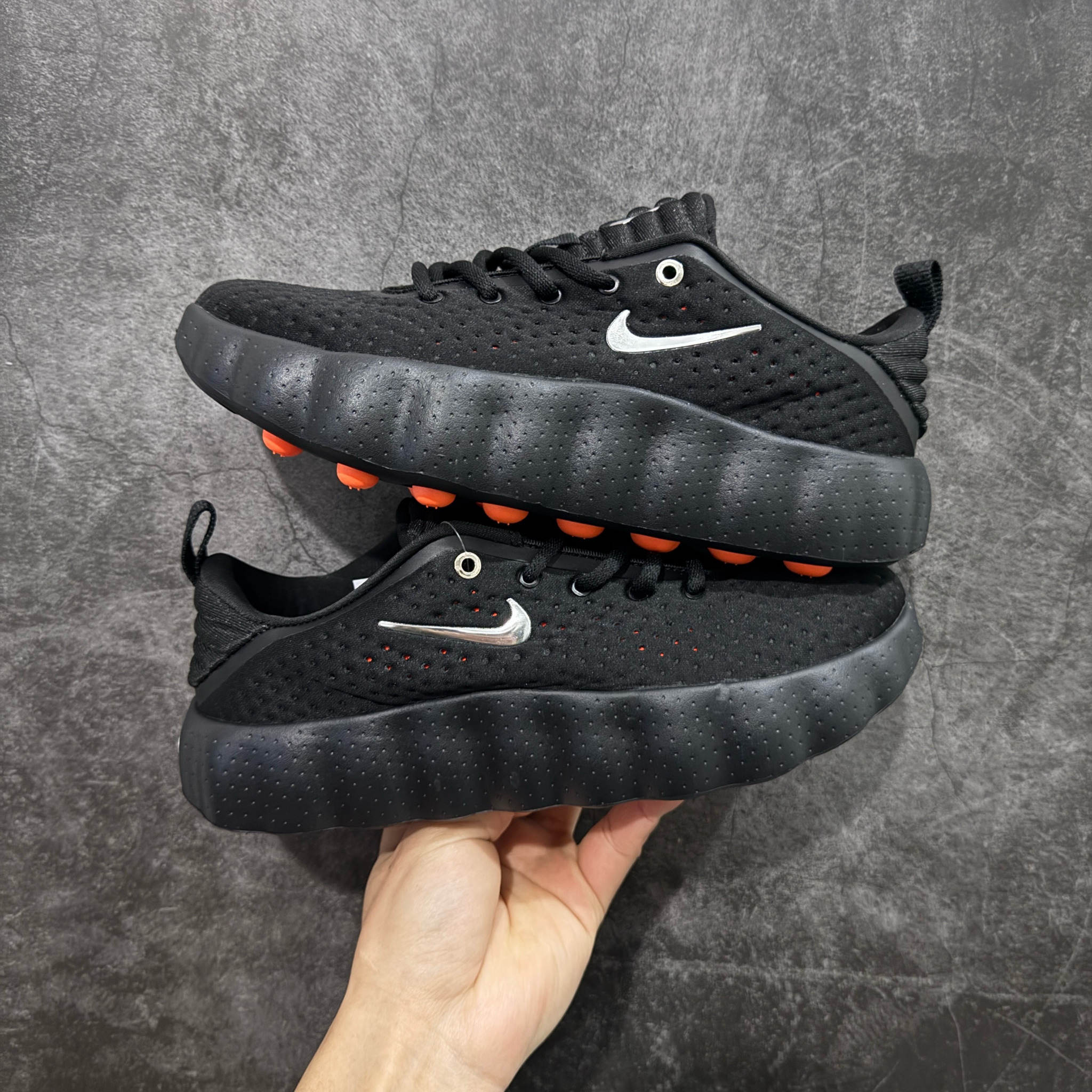 Shoe Nike Shoes — 8d16a77a angle 1