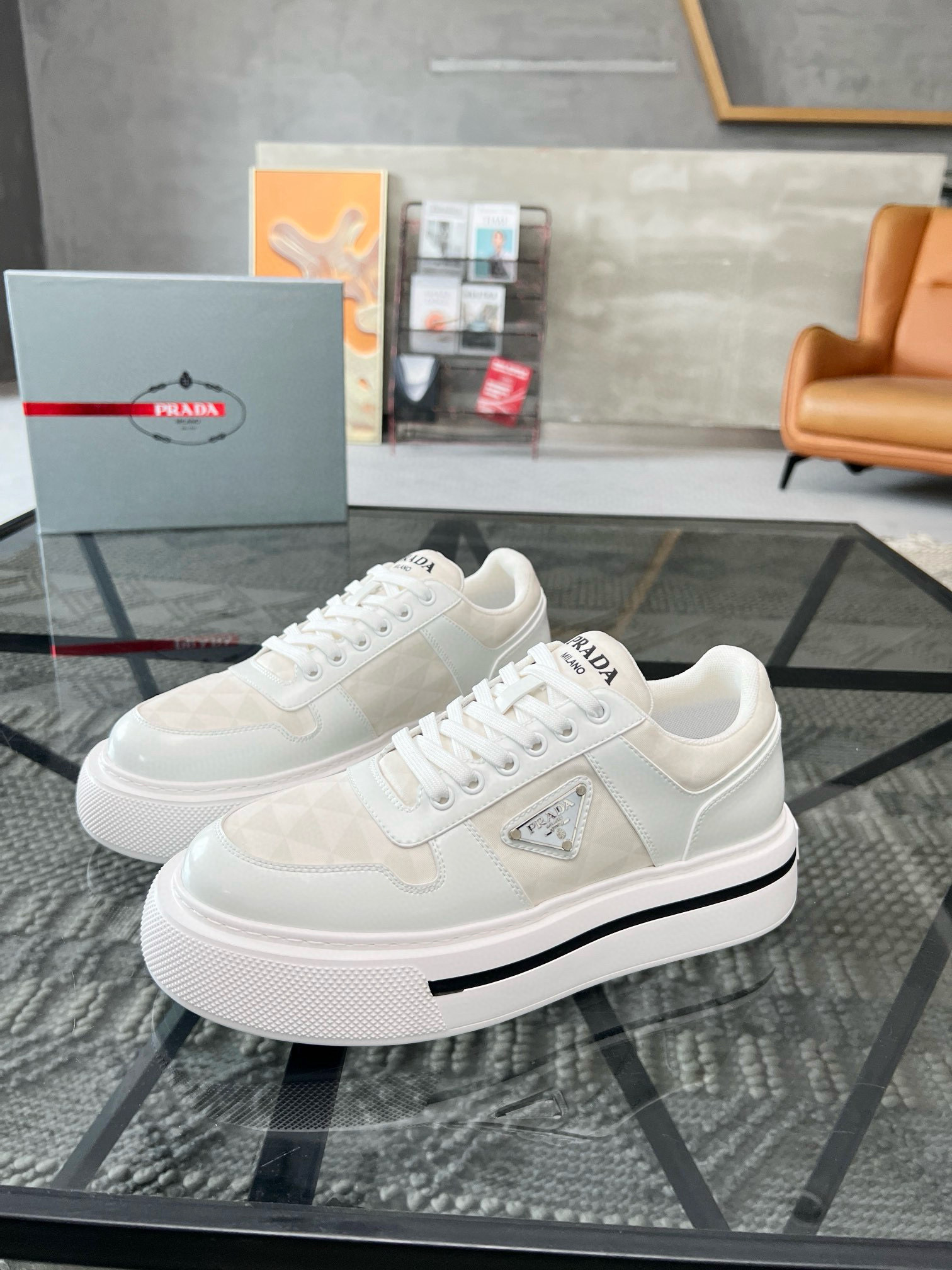 Shoe Prada shoes — 762ab903 angle 1