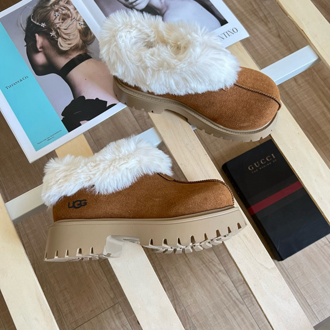 Shoe Ugg series — c724640e angle 1