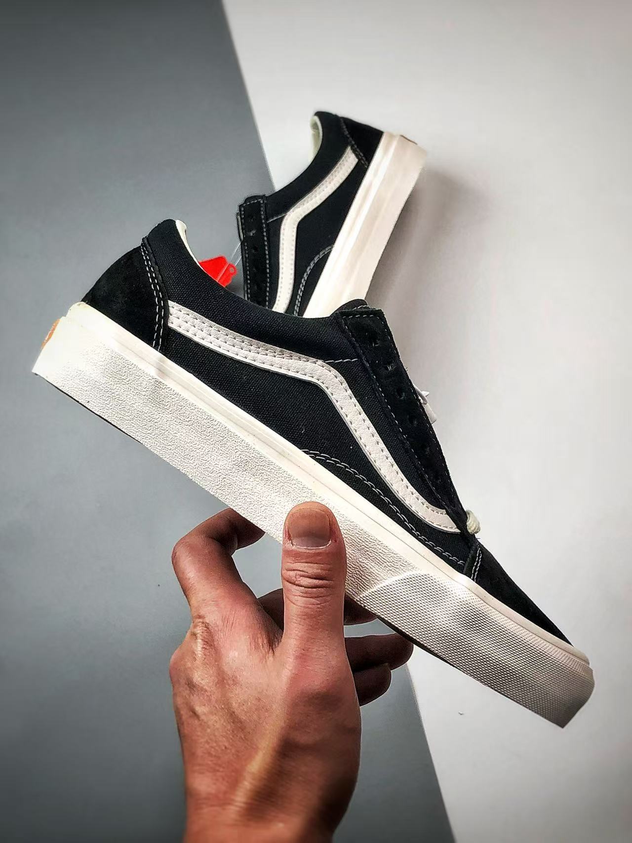Shoe Vans Old Skool shoes — a60c12b9 angle 1
