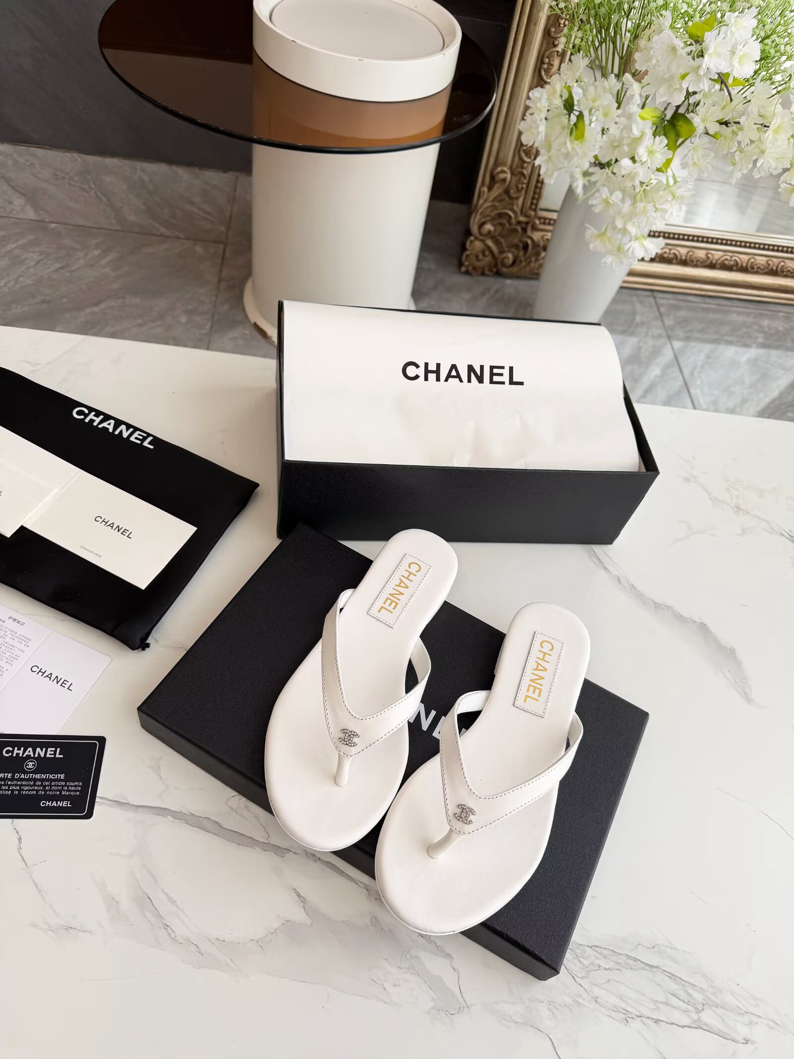 Shoe Women Sandals — e072fbe4 angle 1