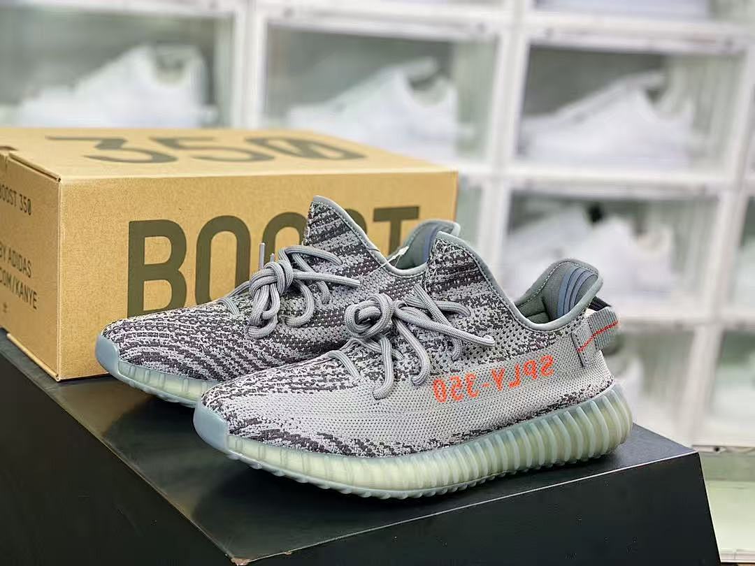 Shoe YEEZY — 4971d5a9 angle 1