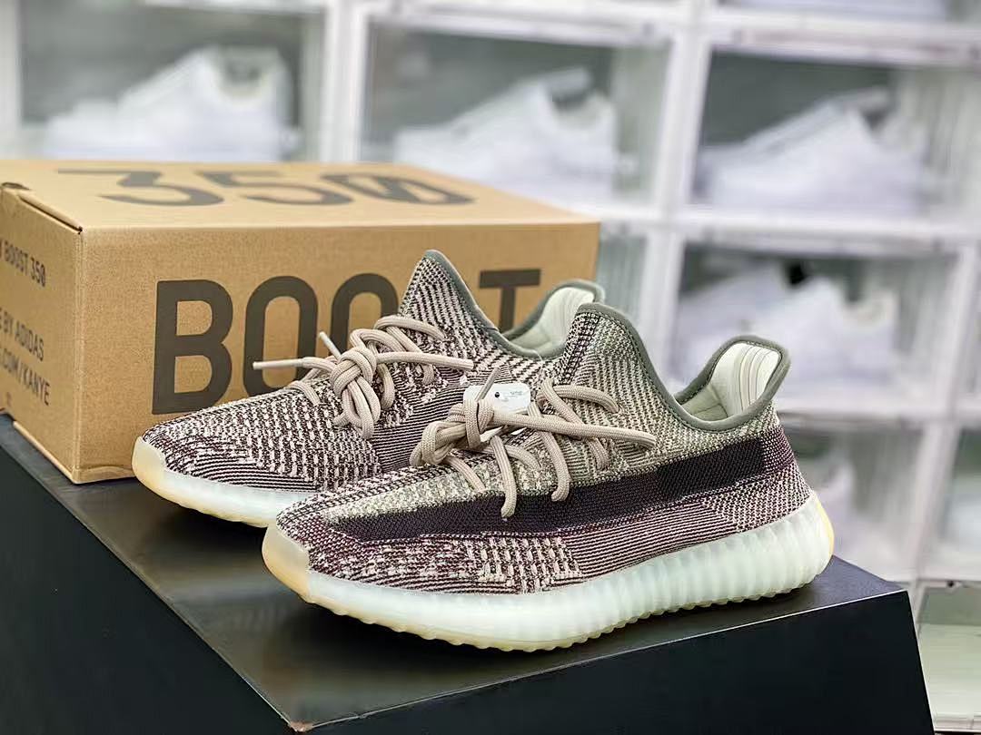Shoe YEEZY — 72b1eb9f angle 1