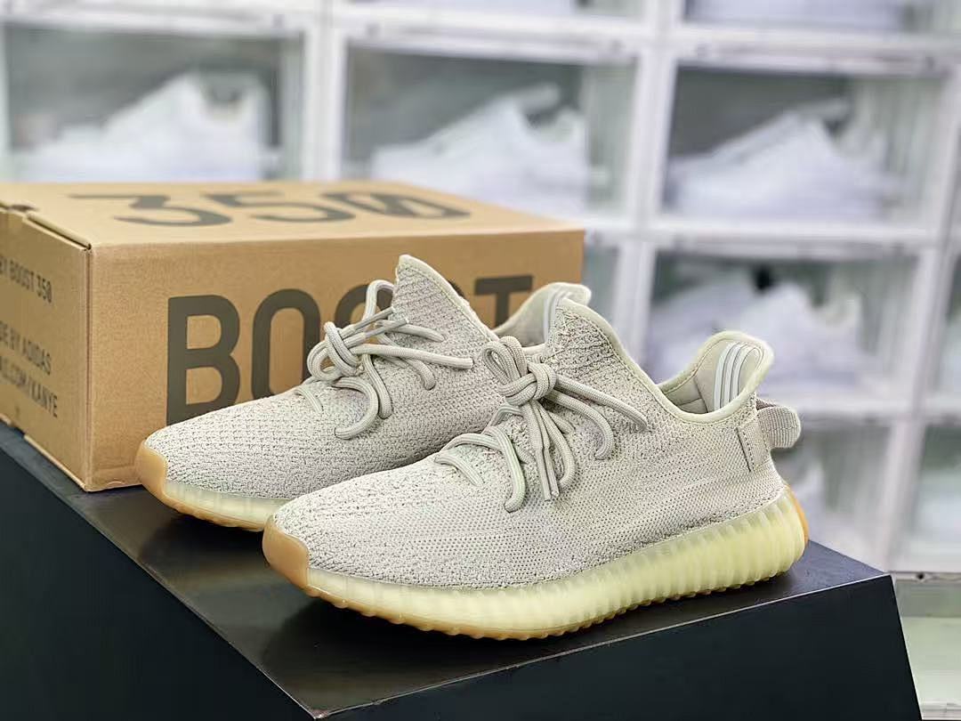 Shoe YEEZY — e7bfc0be angle 1