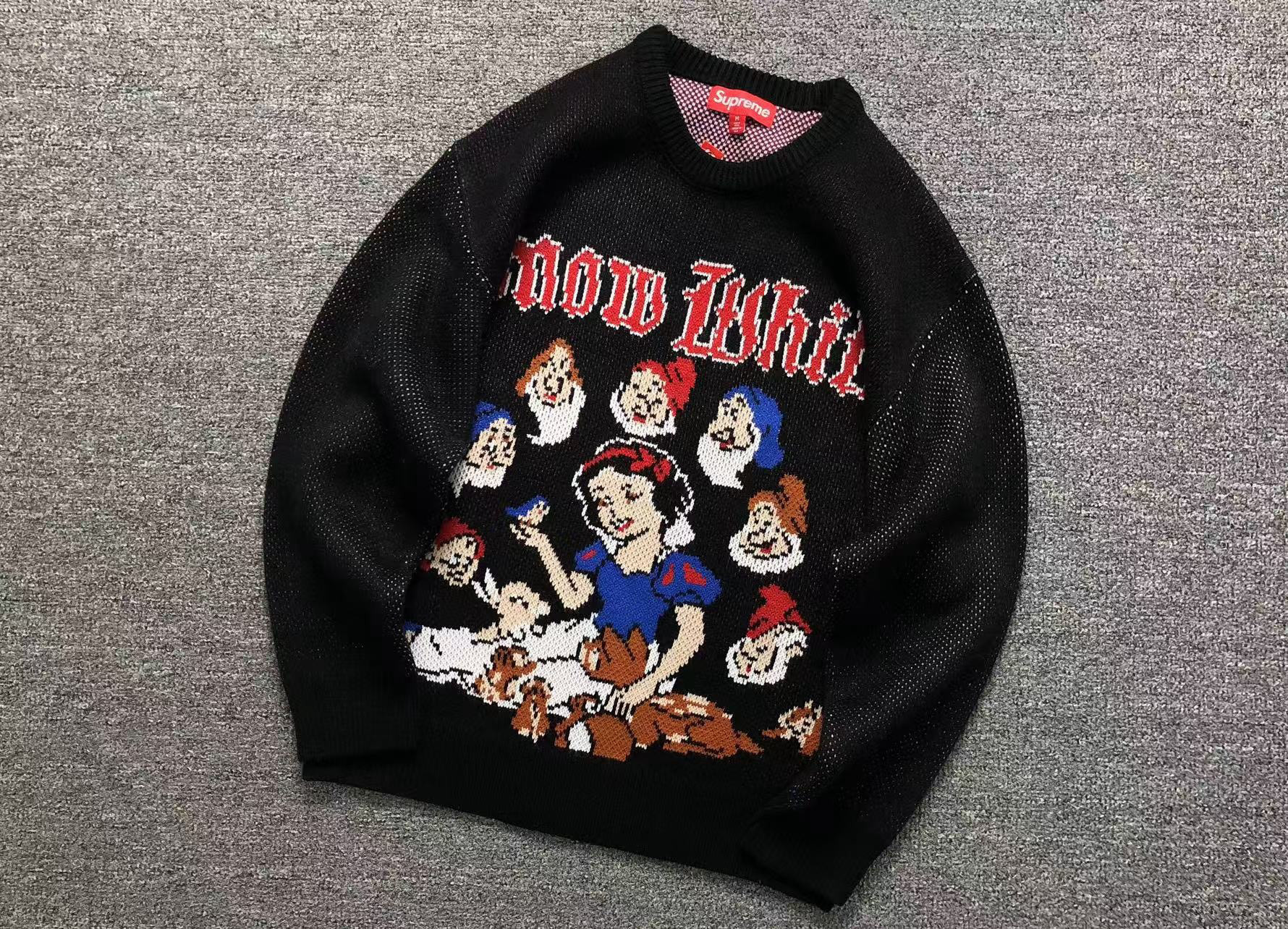 Supreme Hoodie — 7dbf6c1a angle 1
