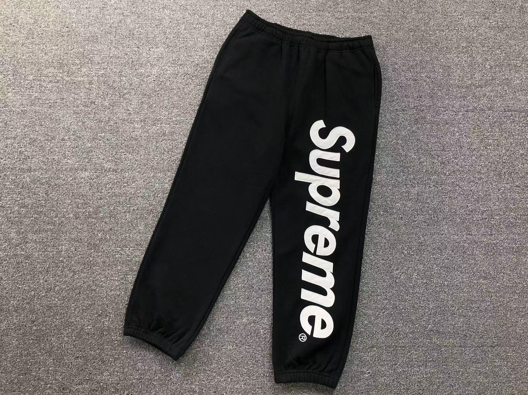 Supreme Hoodie — dea69e41 angle 1