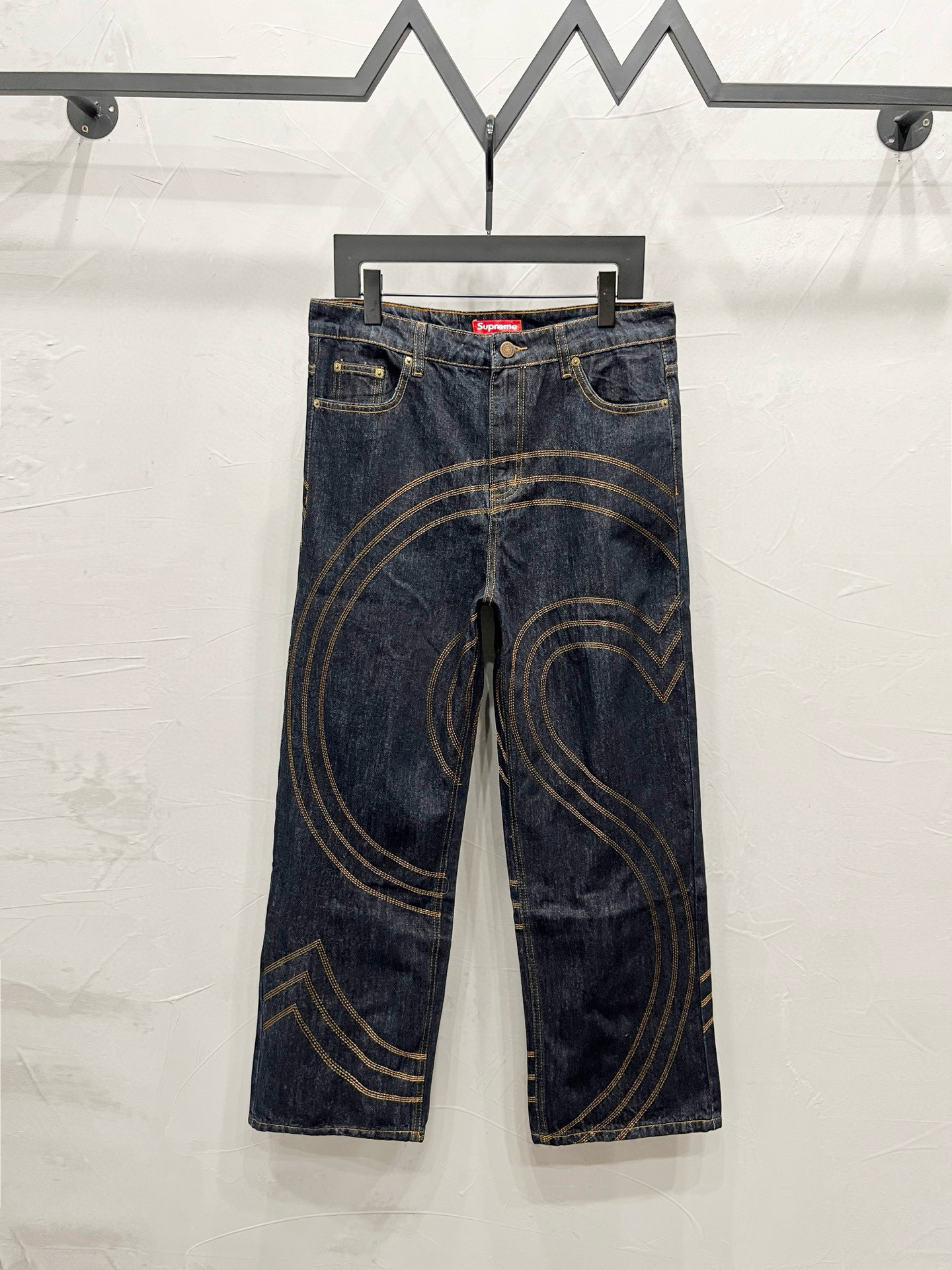 Supreme Pants — 6444bd64 angle 1