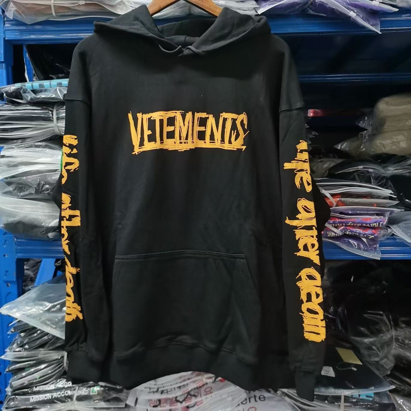 Vetements Hoodie — a7ace548 angle 1