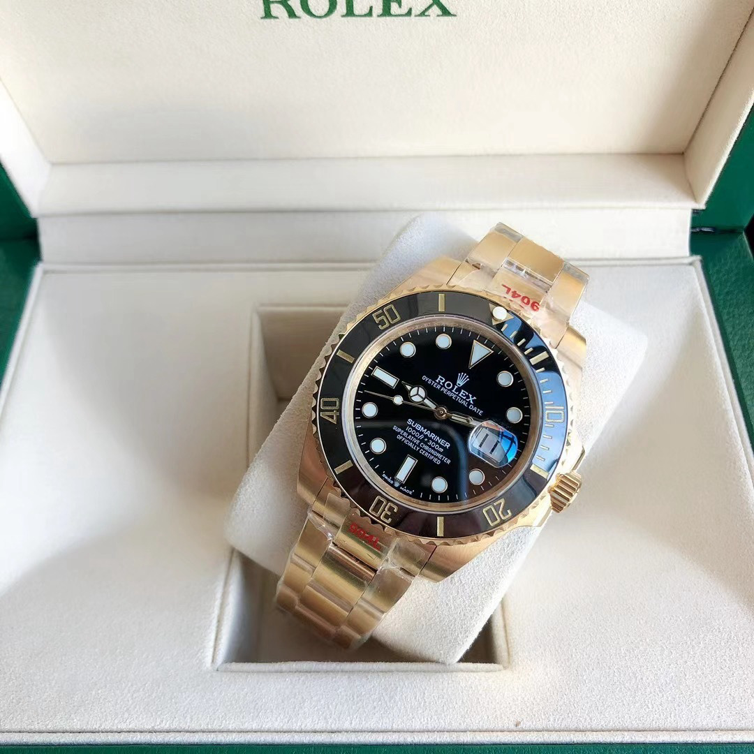 Watch — 0a4809d6 angle 1