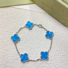 Accessories Necklaces — 8d7dd9f2