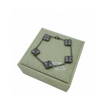 Accessories Necklaces — c8e8ea9f