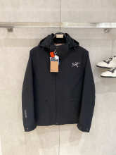 Arc'teryx Hoodie — fcf1f4cb