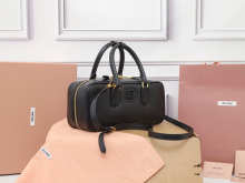 Designer Bags All — B148-1