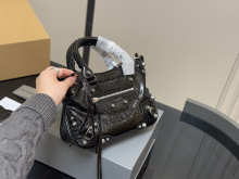 Designer Bags Balenciaga — U176