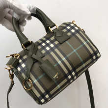 Designer Bags Burberry — 2