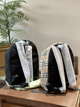 Designer Bags Burberry — Y322