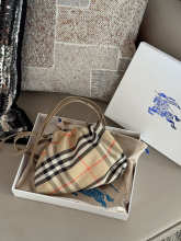 Designer Bags Burberry — Y331