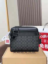 Designer Bags Coach — 669