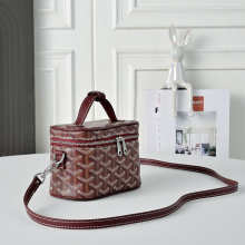 Designer Bags Goyard — 215