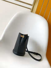 Designer Bags Louis Vuitton — M27260-1