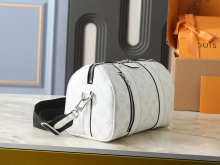 Designer Bags Louis Vuitton — M28617-5