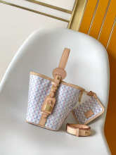 Designer Bags Louis Vuitton — M29115-1