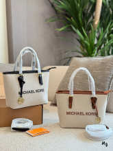 Designer Bags Michael Kors — 286