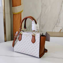 Designer Bags Michael Kors — M2351-2