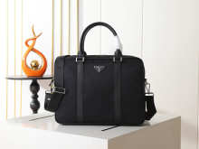Designer Bags Prada — 1