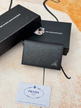 Designer Bags Prada — C122-12