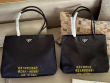 Designer Bags Prada — Y352