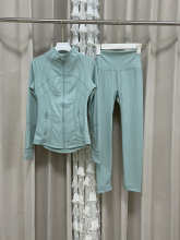 lululemon Hoodie — 18366362