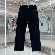 Louis Vuitton Pants — 8df6044b