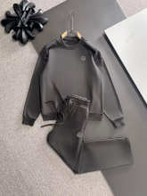 Moncler All — 7087b7d9