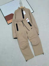 Nike Hoodie — 235ea7aa