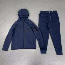 Nike Hoodie — 32c85bc4