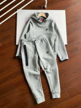 Nike Hoodie — 4461b39e