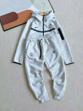 Nike Hoodie — ca9c99a7