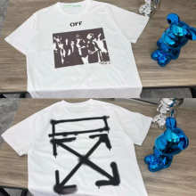 Off-white T-Shirt — a3360a3f