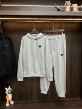 Prada Hoodie — eed5e64f