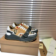 Shoe Burberry shoes — e242a265