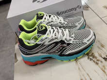 Shoe Saucony — 82f6bf22