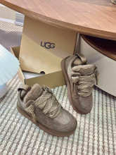 Shoe Ugg series — a43e1084
