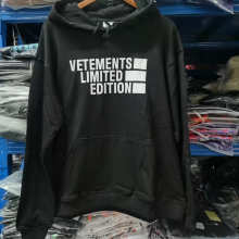 Vetements Hoodie — 15ea6202